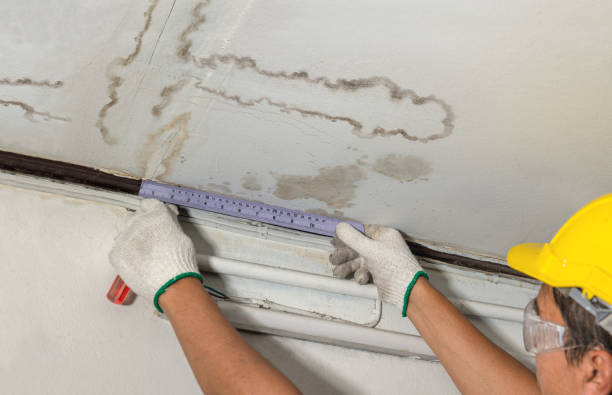 Reliable Burst Pipe Cleanup contractor in Waelder, TX by Water Damage Irwin